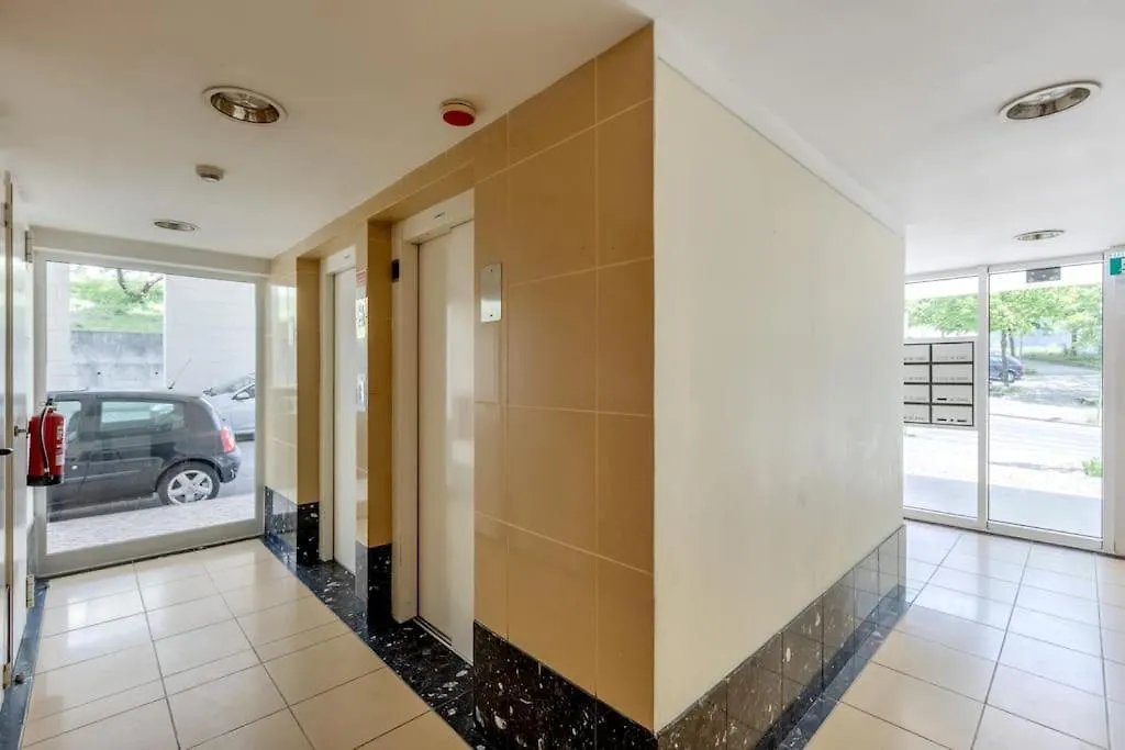Spacious 3-Bedroom Condo In Lisboa